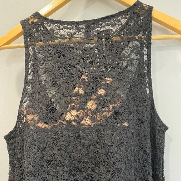 NWT Express Black Lace Sleeveless Blouse - Picture 7 of 7